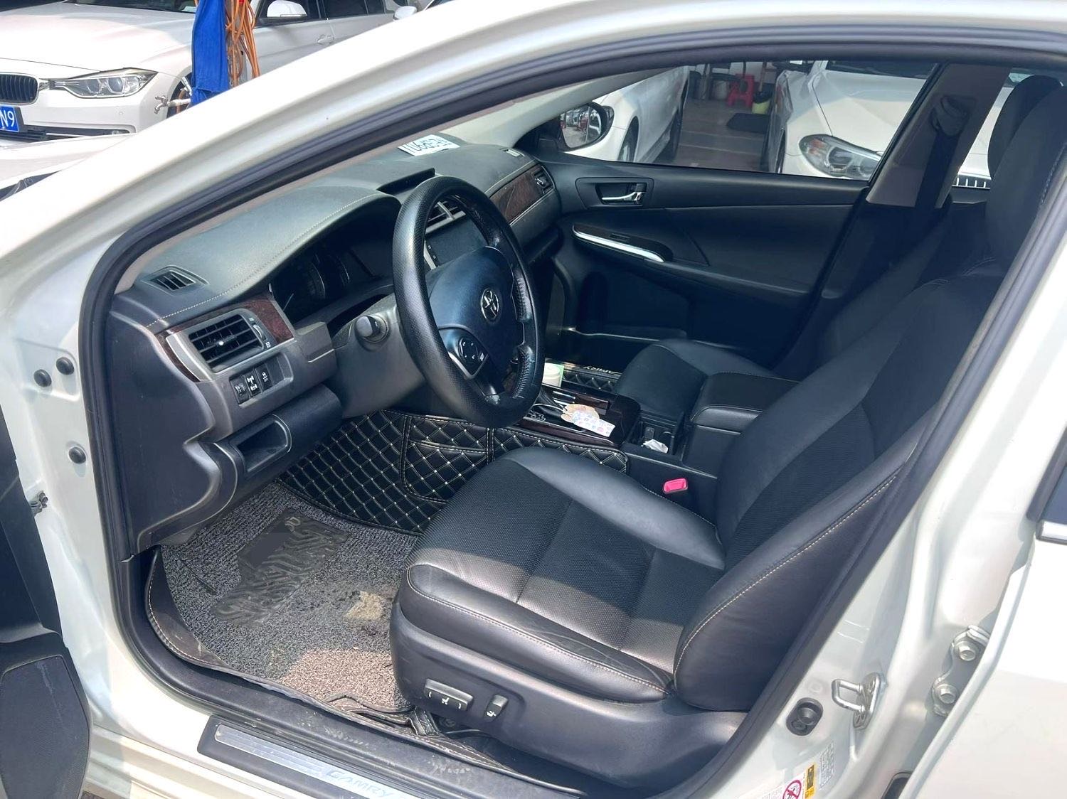 Toyota Camry 2.0E Elite
