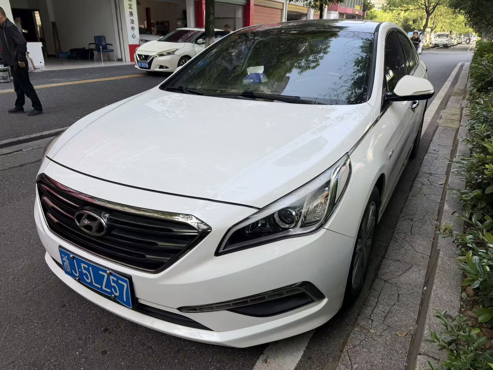 Hyundai 1.6T GLS