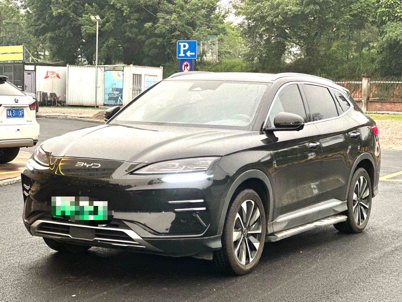 BYD PLUS New Energy Electric Vehicle 520km Premium