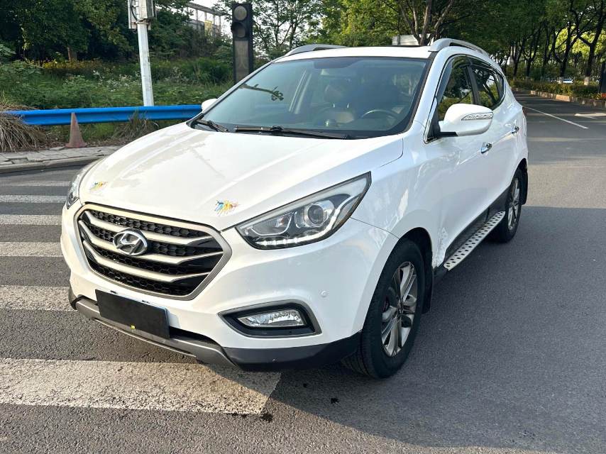 Hyundai Hyundai ix 35 2.0L Automatic2WD GLS V