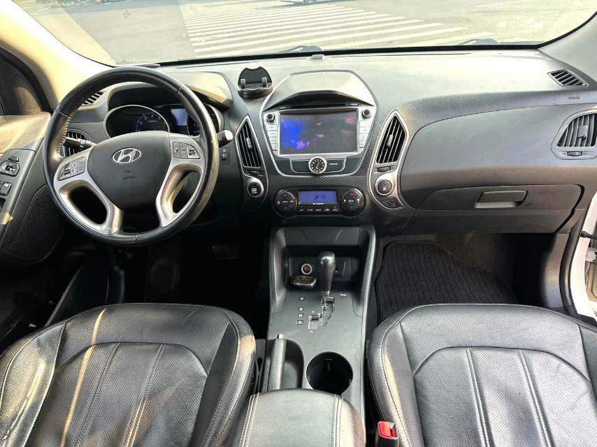 Hyundai ix 35 2,0 л, АКПП, 2WD, GLS V