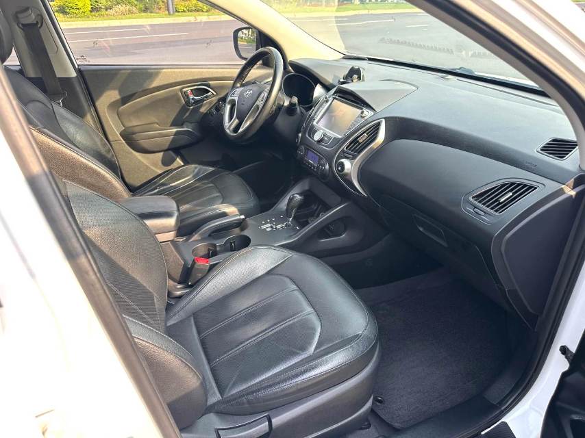 Hyundai ix 35 2,0 л, АКПП, 2WD, GLS V