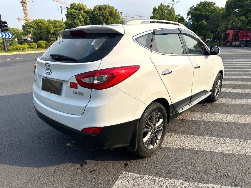 Hyundai ix 35 2,0 л, АКПП, 2WD, GLS V